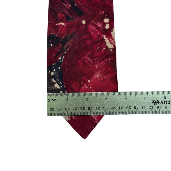 Alcione Italy Men's Red Abstract Classic Silk Necktie - Picture 5 of 6